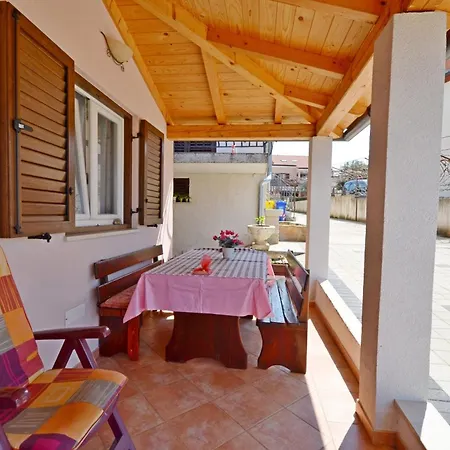 Apartamento Apartment Bungalov